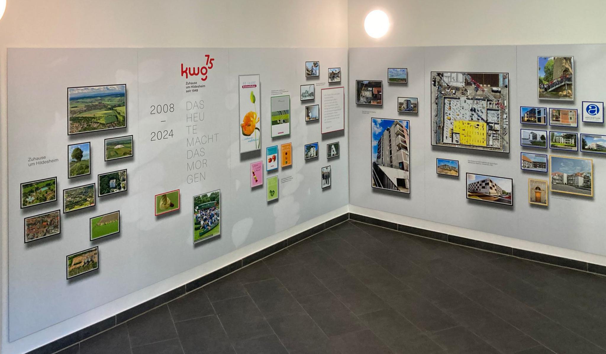 Thumbnail - Ausstellung im Treppenhaus